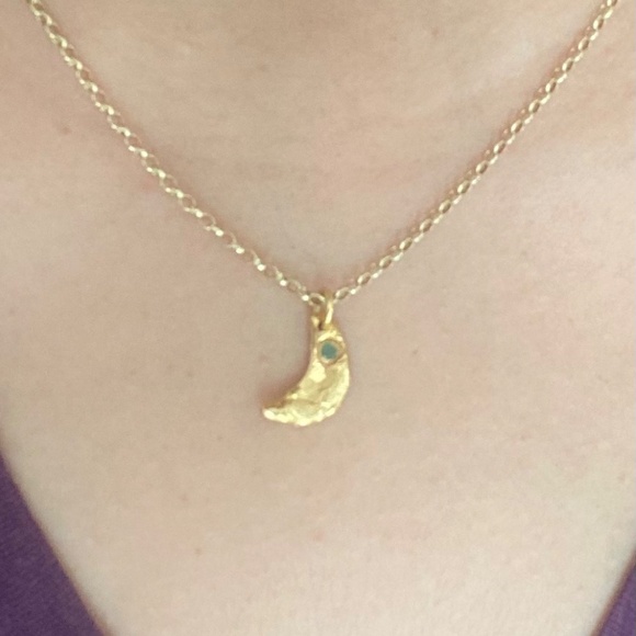 Alighieri The Faint Moonlight Emerald Pendant Necklace - Picture 10 of 12